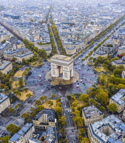 Arc de Triomphe Paris close to Ondra's Parisian office